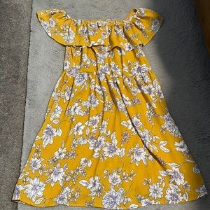 Xhilaration Runched Lightweight Dress